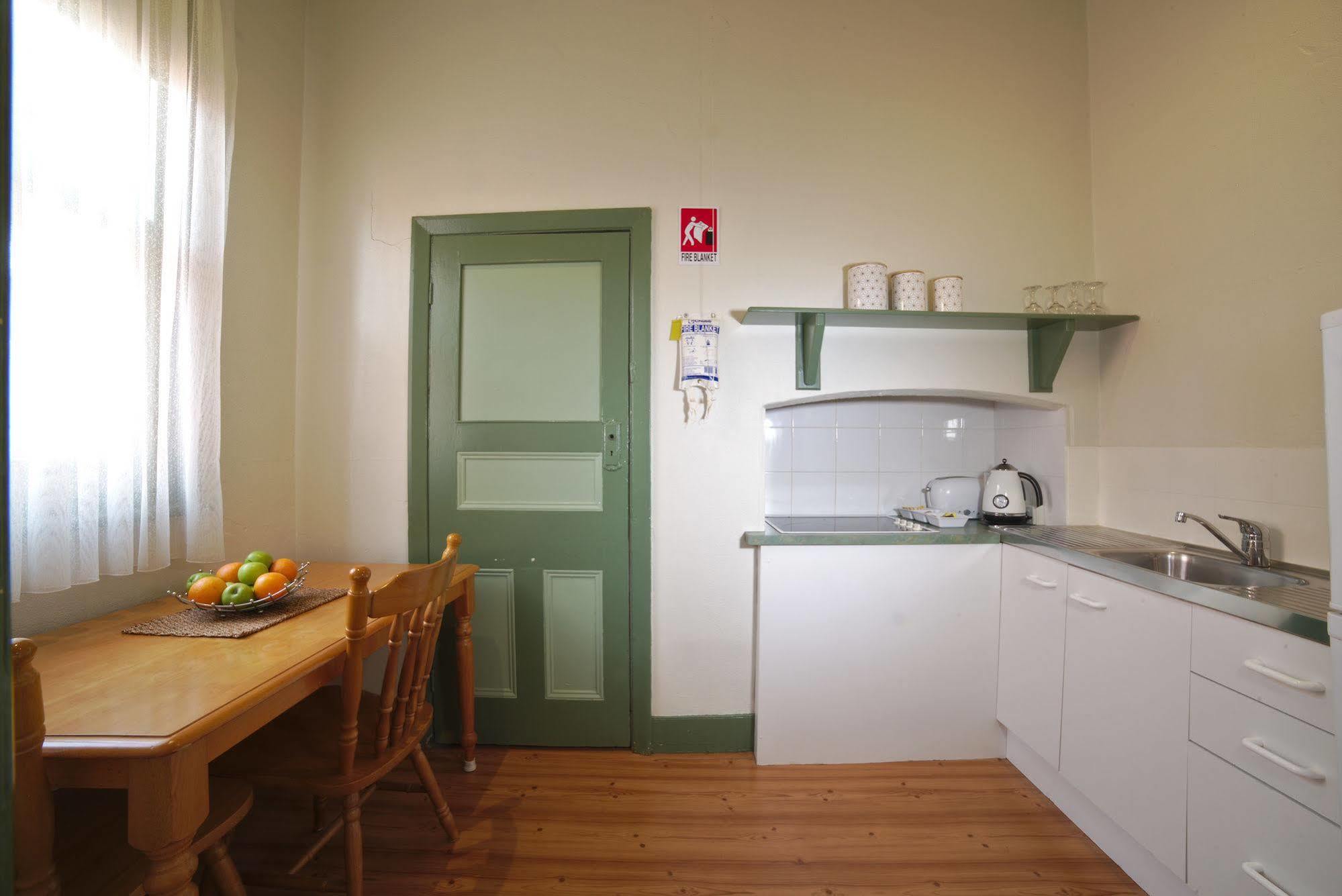 Ballarat Station Apartments ภายนอก รูปภาพ
